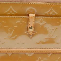 Pre Owned Louis Vuitton Beige Monogram Vernis Mallory Square Bag