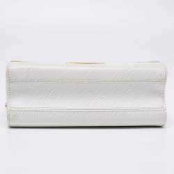 مملوكة مسبقًا Louis Vuitton White Epi Leather Twist Love Lock Charms MM Bag
