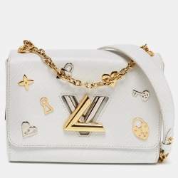مملوكة مسبقًا Louis Vuitton White Epi Leather Twist Love Lock Charms MM Bag