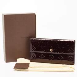 Louis Vuitton Amarante Monogram Vernis Sarah Wallet