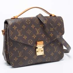 مملوكة مسبقًا Louis Vuitton Monogram Canvas Pochette Metis Bag
