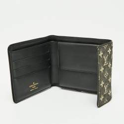 مملوكة مسبقًا Louis Vuitton Black Mini Lin Canvas Trifold Compact Wallet