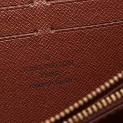 مملوكة مسبقًا محفظة لوي فيتون كانفاس مونوغرامي بسحاب  