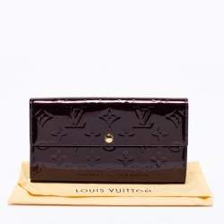 Pre Owned Louis Vuitton Rouge Fauviste Monogram Vernis Sarah Wallet