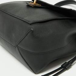 Pre Owned Louis Vuitton Black Empriente Leather Lockme MM Bag