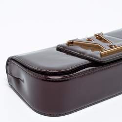 Pre Owned Louis Vuitton Amarante Vernis Sobe Clutch
