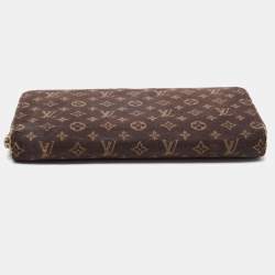 مملوكة مسبقًا محفظة غوتشي زيبي مونوغرام إيديل بني