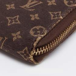 مملوكة مسبقًا محفظة غوتشي زيبي مونوغرام إيديل بني