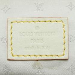 Pre Owned Louis Vuitton Off White Suhali Leather Lingenieux PM Bag
