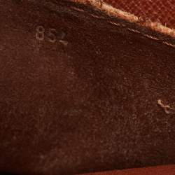 مملوكة مسبقًا Louis Vuitton Monogram Canvas Saint Cloud PM Bag