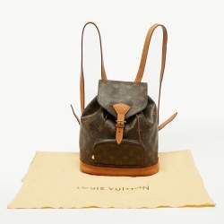 مملوكة مسبقًا Louis Vuitton Monogram Canvas Montsouris MM Backpack Bag