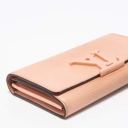 مملوكة مسبقًا Louis Vuitton Rose Nare Epi Leather Louise Wallet