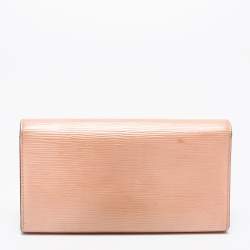 مملوكة مسبقًا Louis Vuitton Rose Nare Epi Leather Louise Wallet