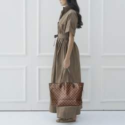 Louis Vuitton Damier Ebene Canvas Neverfull MM Bag