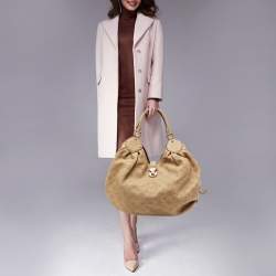 مملوكة مسبقًا حقيبة لوي فيتون حرف أل جلد ماهينا مونوغرامي بيج 