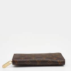 Pre Owned Louis Vuitton Monogram Canvas Zippy Wallet