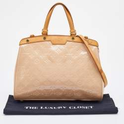 Pre Owned Louis Vuitton Blanc Corail Monogram Vernis Brea MM Bag