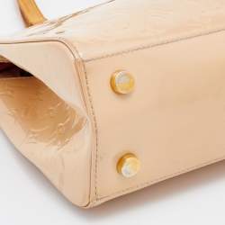 Pre Owned Louis Vuitton Blanc Corail Monogram Vernis Brea MM Bag