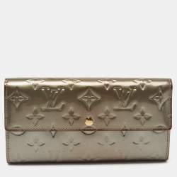 Buy designer Wallets by louis-vuitton at The Luxury Closet.