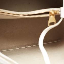 Pre Owned Louis Vuitton White Epi Leather NeoNoe Love Lock Bag