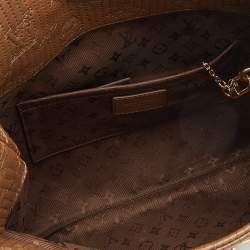 Pre Owned حقيبة كلتش لوي فيتون بوكيت ألتييه جاكار مونوغرامي فضي إصدار محدود