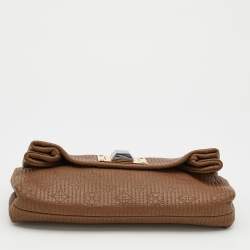 Pre Owned حقيبة كلتش لوي فيتون بوكيت ألت ييه جاكار مونوغرامي فضي إصدار محدود