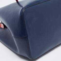 Pre Owned Louis Vuitton Blue Epi Leather NeoNoe MM Bag