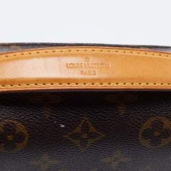 مملوكة مسبقًا Louis Vuitton Brown Monogram Canvas and Leather Pochette Metis Bag