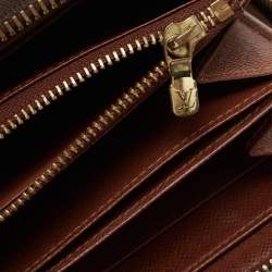 Louis Vuitton Monogram Canvas Zippy Wallet