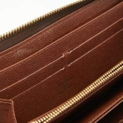 Louis Vuitton Monogram Canvas Zippy Wallet