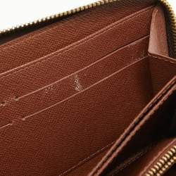 Louis Vuitton Monogram Canvas Zippy Wallet