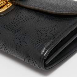 Louis Vuitton Black Monogram Mahina Leather Amelia Wallet