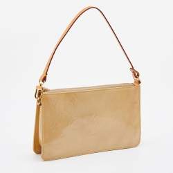 Pre Owned Louis Vuitton Beige Monogram Vernis Lexington Pochette Bag