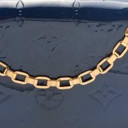 مملوكة مسبقًا Louis Vuitton Grand Blue Monogram Vernis Chaine Wallet