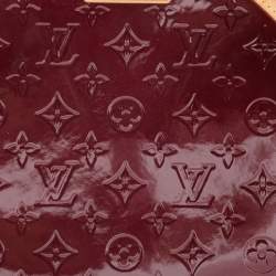 مملوكة مسبقًا Louis Vuitton Amarante Monogram Vernis Brea MM Bag