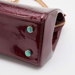 مملوكة مسبقًا Louis Vuitton Amarante Monogram Vernis Brea MM Bag