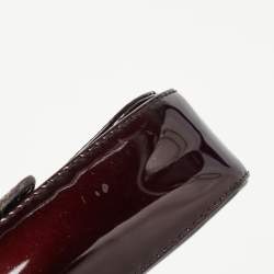 Pre Owned Louis Vuitton Amarante Patent Leather Sobe Clutch