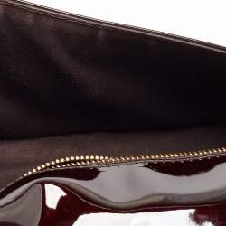 Pre Owned Louis Vuitton Amarante Patent Leather Sobe Clutch