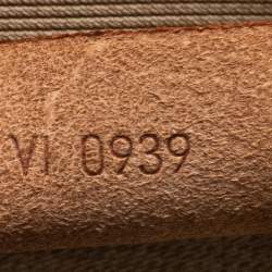 مملوكة مسبقًا حقيبة لوي فيتون ديوفيل كانفاس مونوغرامي