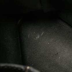 Pre Owned Louis Vuitton Black Taurillon Leather Capucines MM Bag