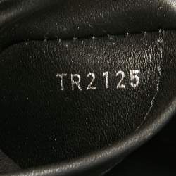 Pre Owned Louis Vuitton Black Taurillon Leather Capucines MM Bag