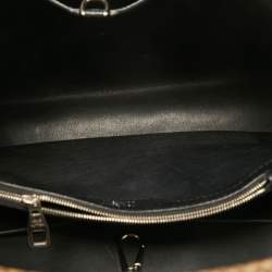Pre Owned Louis Vuitton Black Taurillon Leather Capucines MM Bag