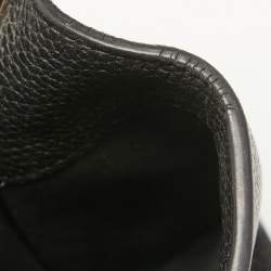 Pre Owned Louis Vuitton Black Taurillon Leather Capucines MM Bag