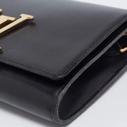 Pre Owned Louis Vuitton Black Leather Louise Chain Clutch