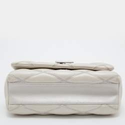Pre Owned Louis Vuitton Silver Quilted Lambskin Leather GO-14 Malletage PM Bag