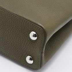 Pre Owned Louis Vuitton Green Taurillon Leather Capucines BB Bag