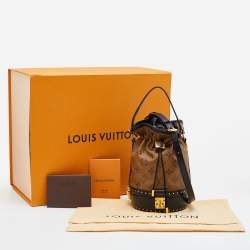 مملوكة مسبقًا Louis Vuitton Monogram Petit Noé Trunk Bucket Bag