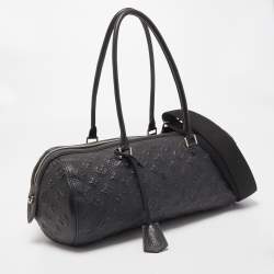 مملوكة مسبقًا Louis Vuitton Black Monogram Revelation Neo Papillon GM Bag