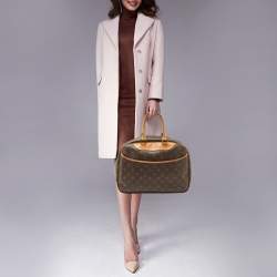 Pre Owned Louis Vuitton Monogram Canvas Deauville Bag