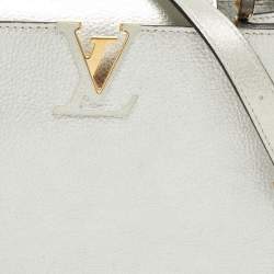 Pre Owned Louis Vuitton Silver Iridescent Leather Capucines BB Bag